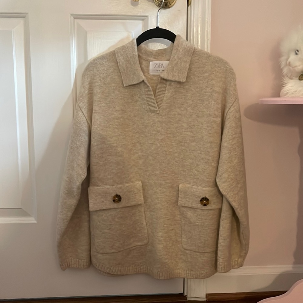 Zara beige fashionable sweatshirt